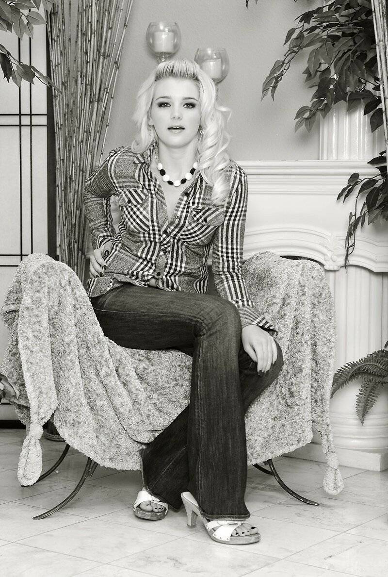 Елена, 25 лет, 5 размер груди